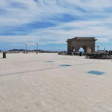 Cagliari, Oliveoyl Apt&terrace Apartment