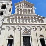 Cagliari, Oliveoyl Apt&terrace Cagliari